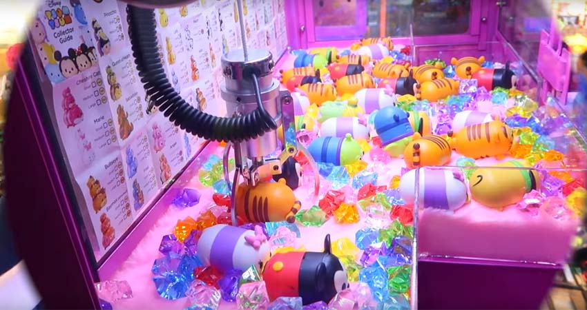 Everything you need to know about a Claw Machine