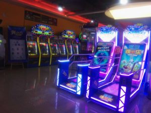 How to Operate Family Entertainment Centers?